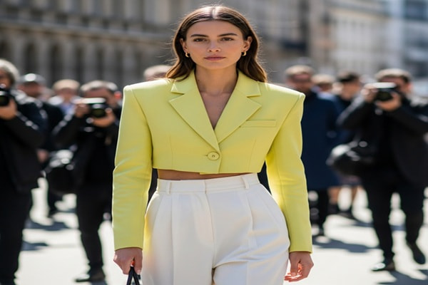 Blazertje The Mini Blazer Trend Everyone Needs